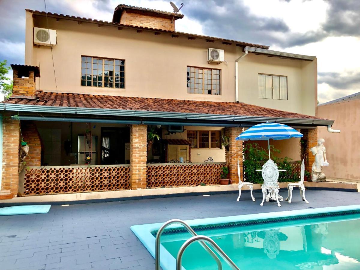 Casa com PISCINA próximo ATRATIVOS / wifi / garagem Foz do Iguaçu Exterior foto