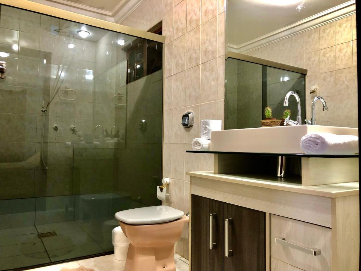 Casa com PISCINA próximo ATRATIVOS / wifi / garagem Foz do Iguaçu Exterior foto