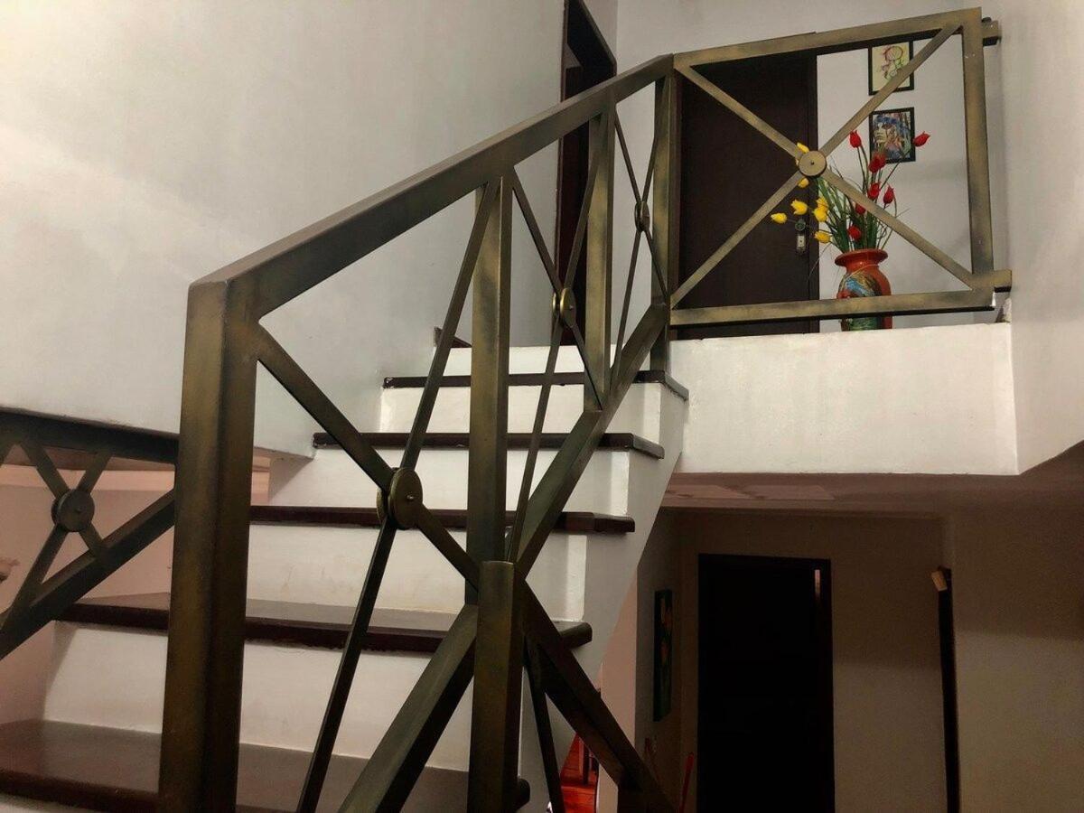 Casa com PISCINA próximo ATRATIVOS / wifi / garagem Foz do Iguaçu Exterior foto