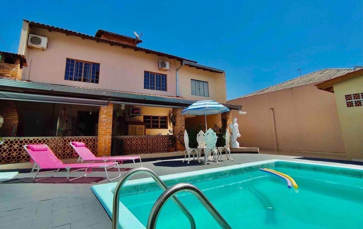 Casa com PISCINA próximo ATRATIVOS / wifi / garagem Foz do Iguaçu Exterior foto